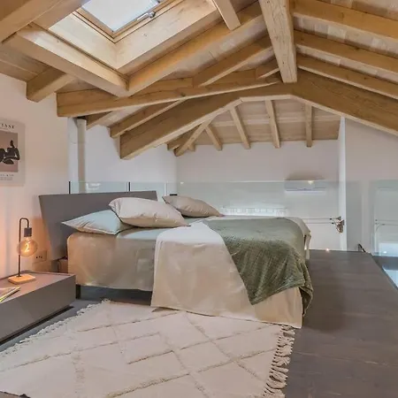 La Casa Di Carla Holiday home Mandello del Lario